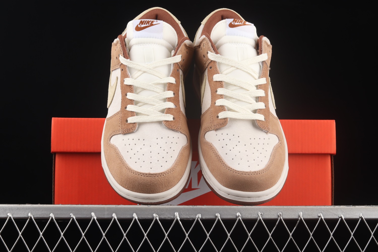 Nike Dunk Low Medium Curry DD1390-100