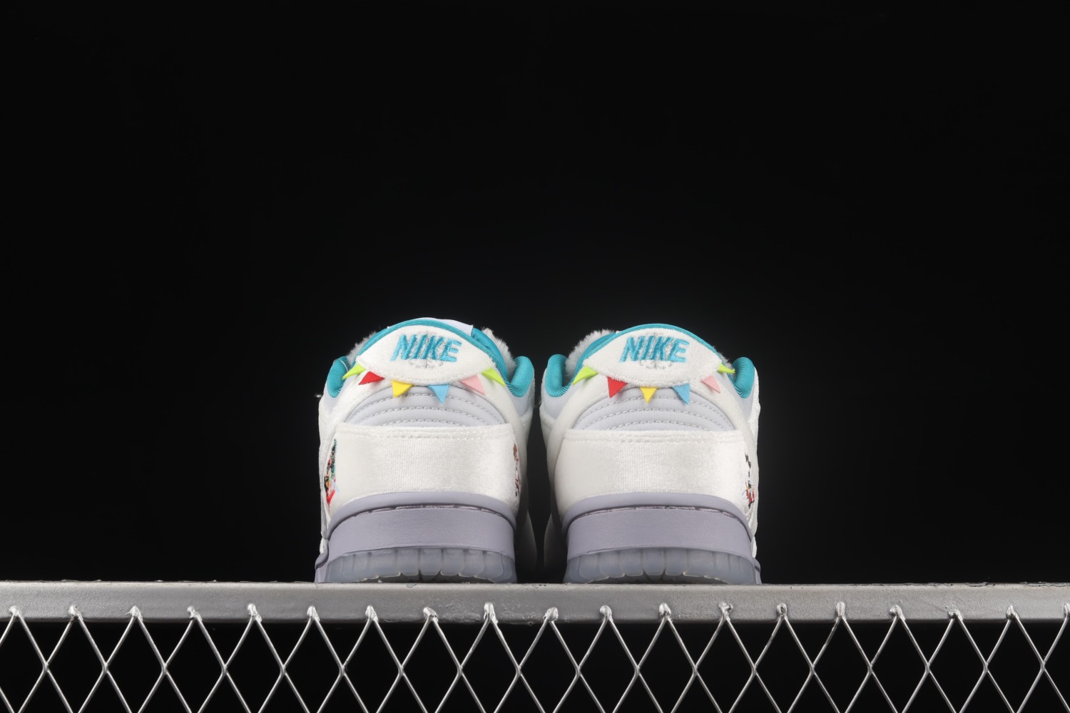 Nike Dunk Low Ice (W)  DO2326-001