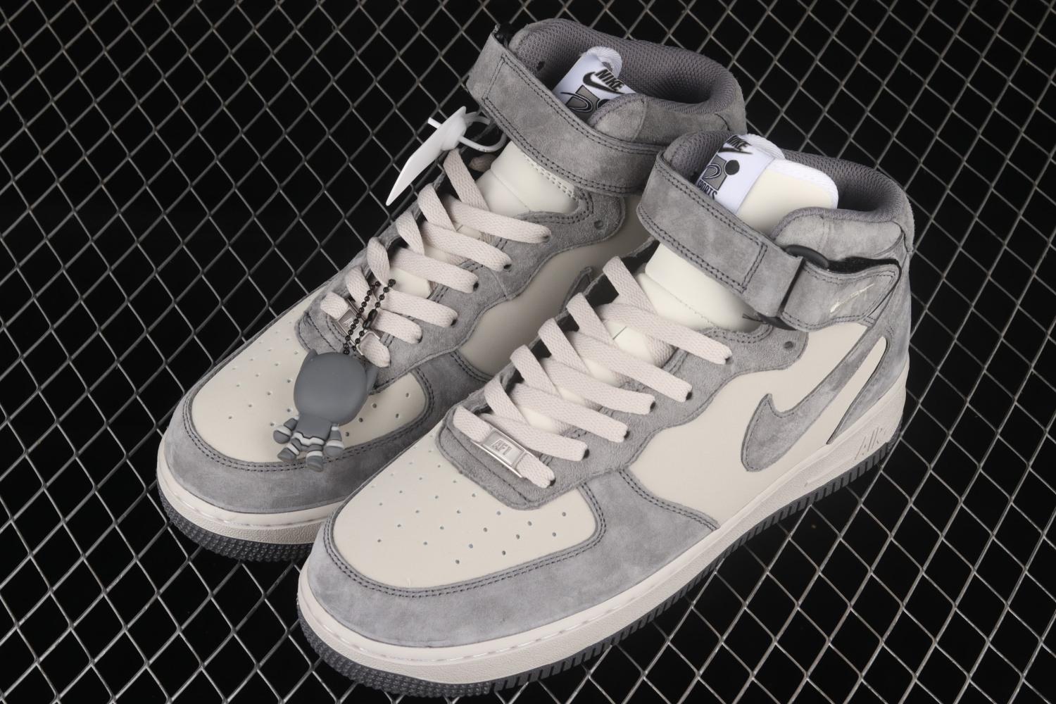 Nike Air Force 1 Mid Panther CW2288-668