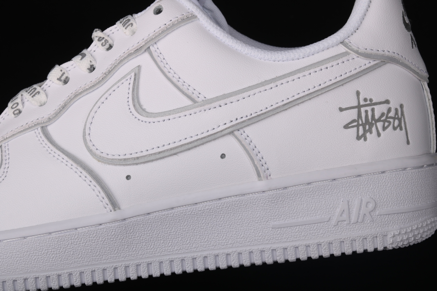 Stussy x Nike Air Force 1 Low White Silver Reflective BQ6246-019