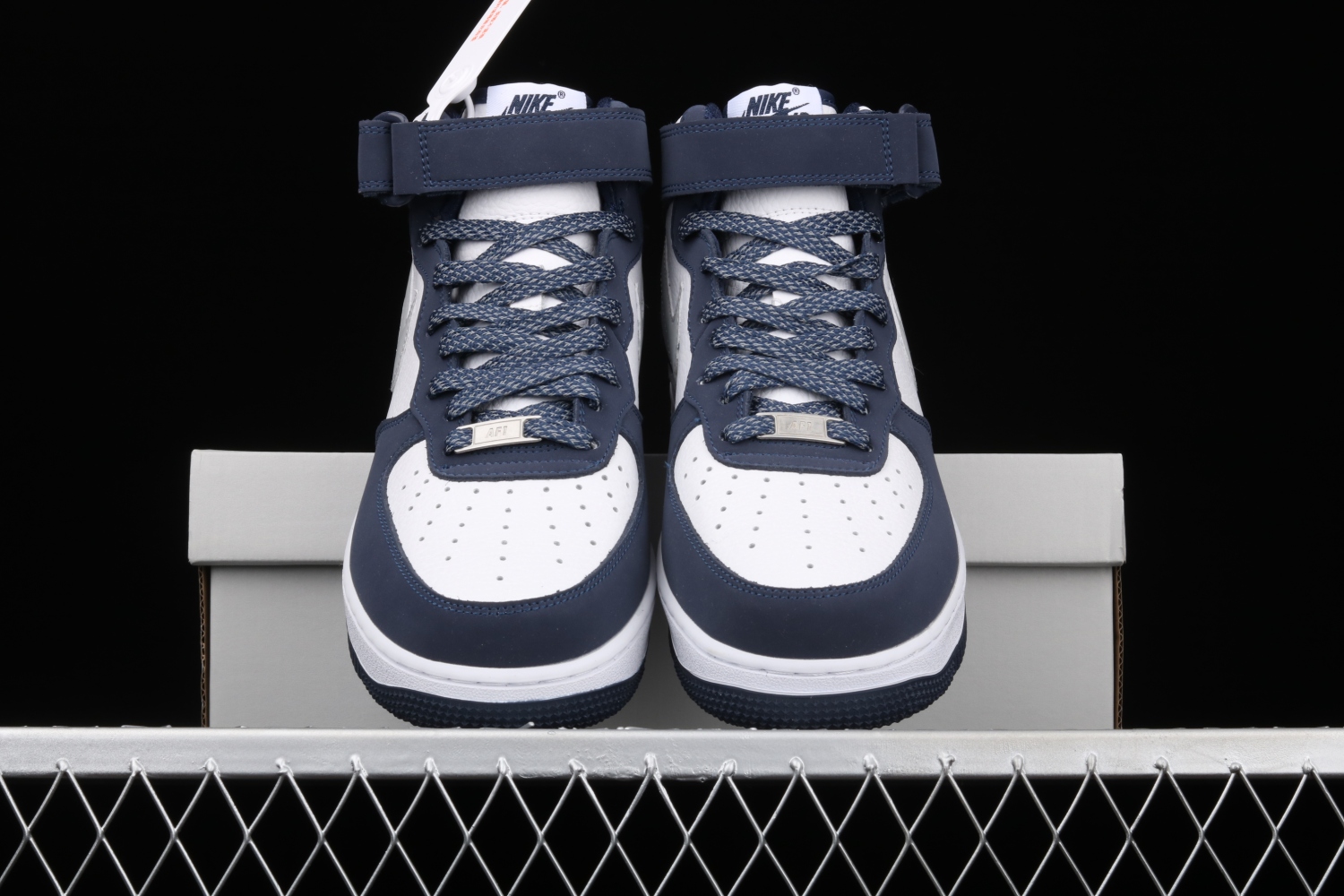 Nike Air Force 1