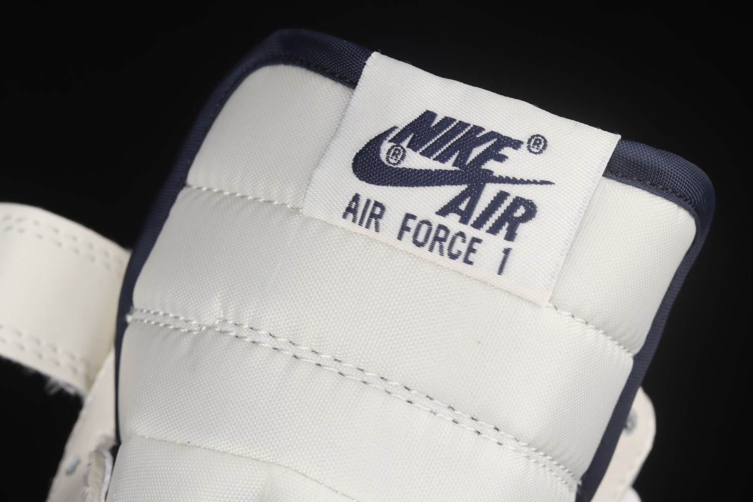 Uninterrupted x NK Air Force 1 ”MORE TH Mid  NU8802-303