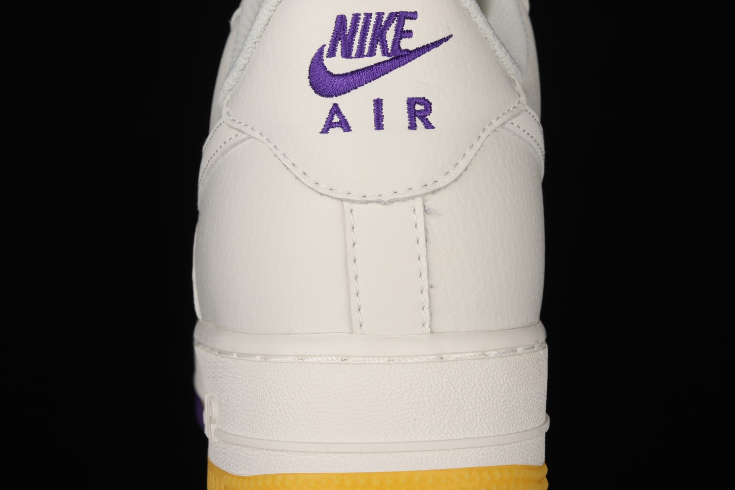 Nike Air Force 1​