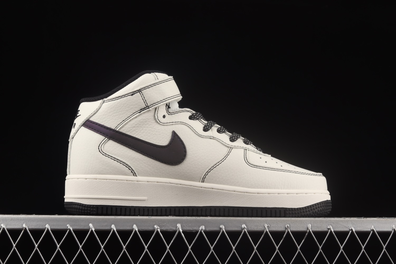 Undefeated x Air Force 1 Mid 