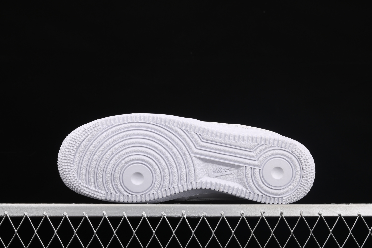 Stussy x Nike Air Force 1 Low White Silver Reflective BQ6246-019