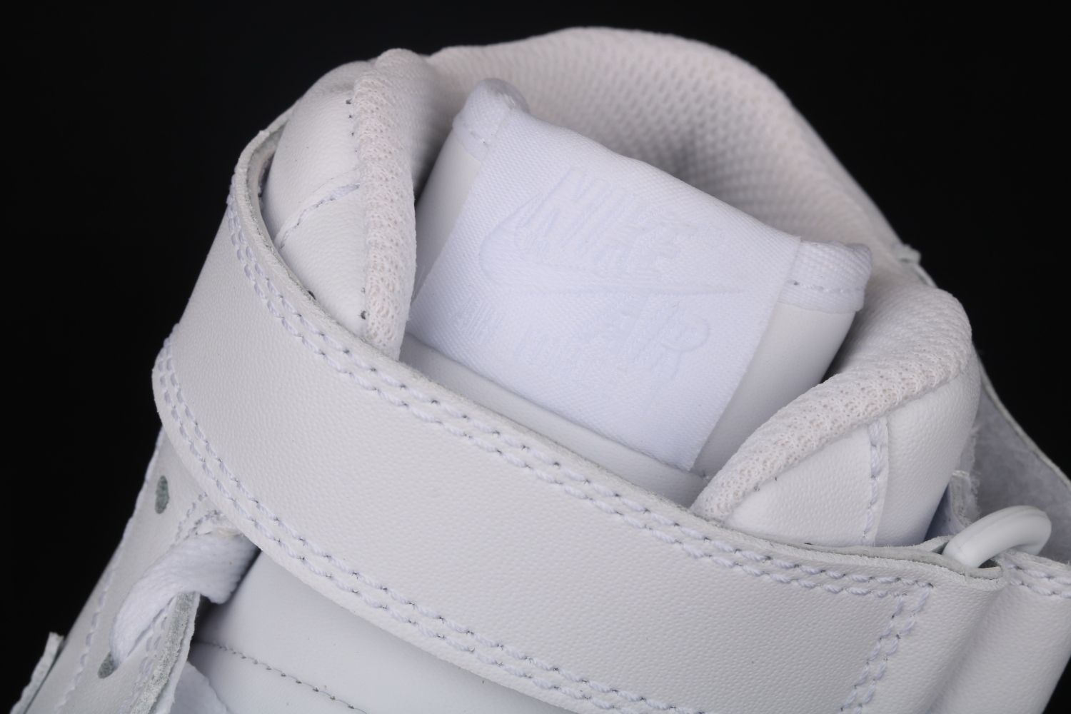Nike Air Force 1 Mid White 
