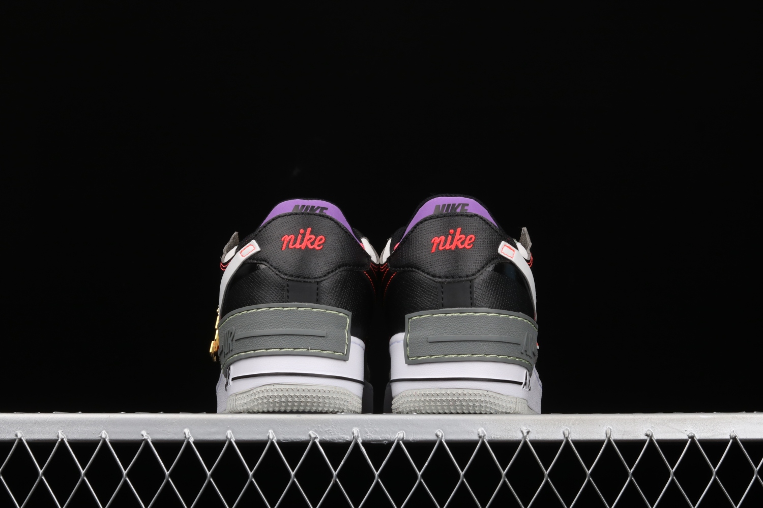 Nike Air Force 1 Shadow Spiral Sage (W) DC2542-001