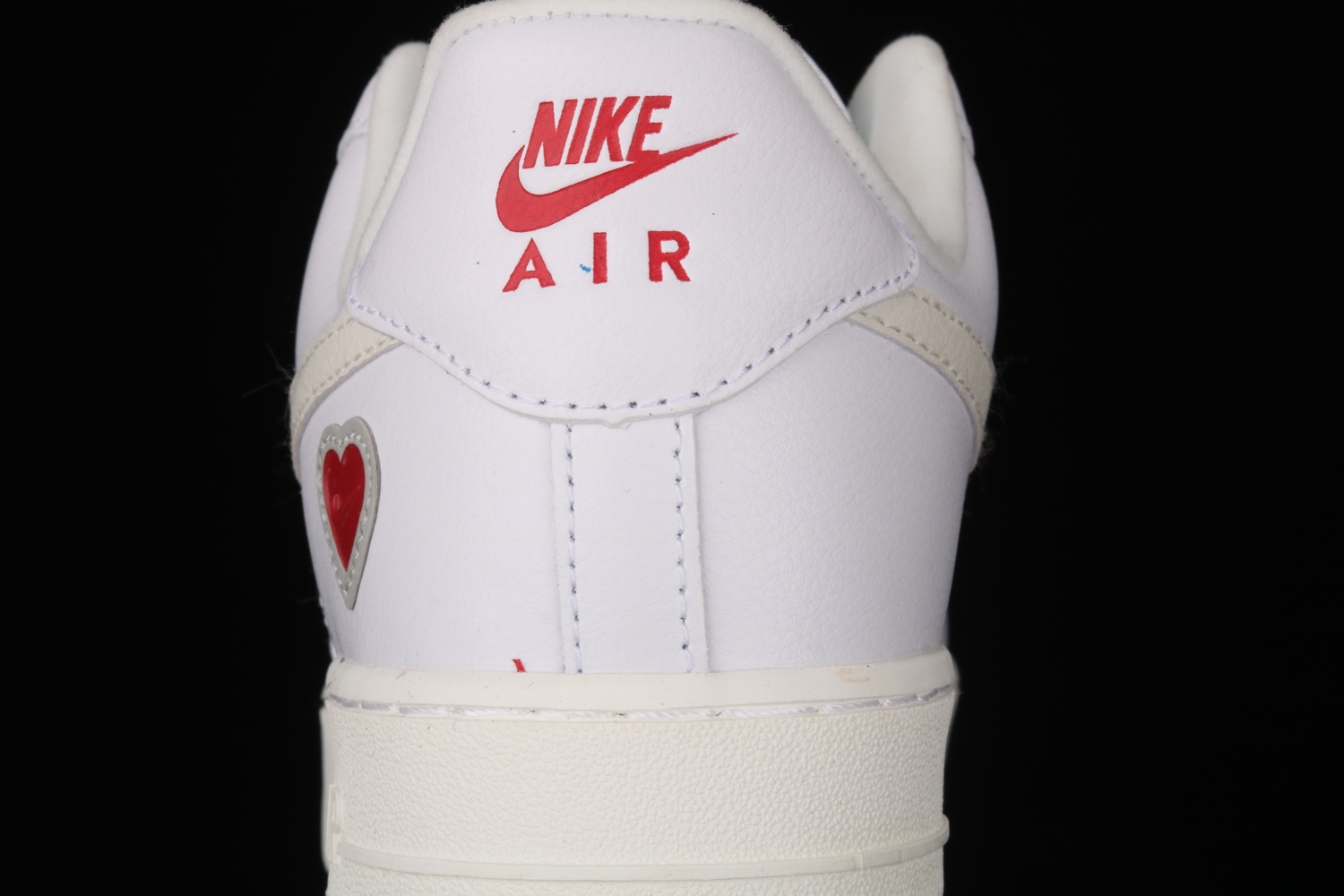 Nike Air Force 1 Low Valentines Day (2021) DD7117-100