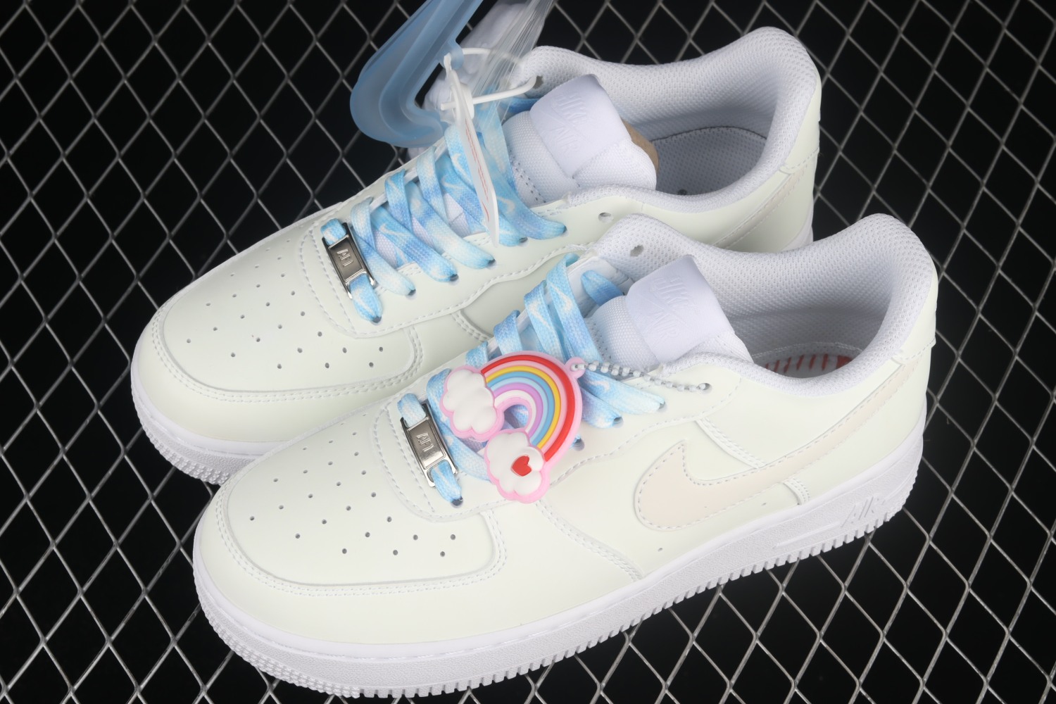 Nike Air Force 1 Low UV Reactive Swoosh (W)  DA8301-111