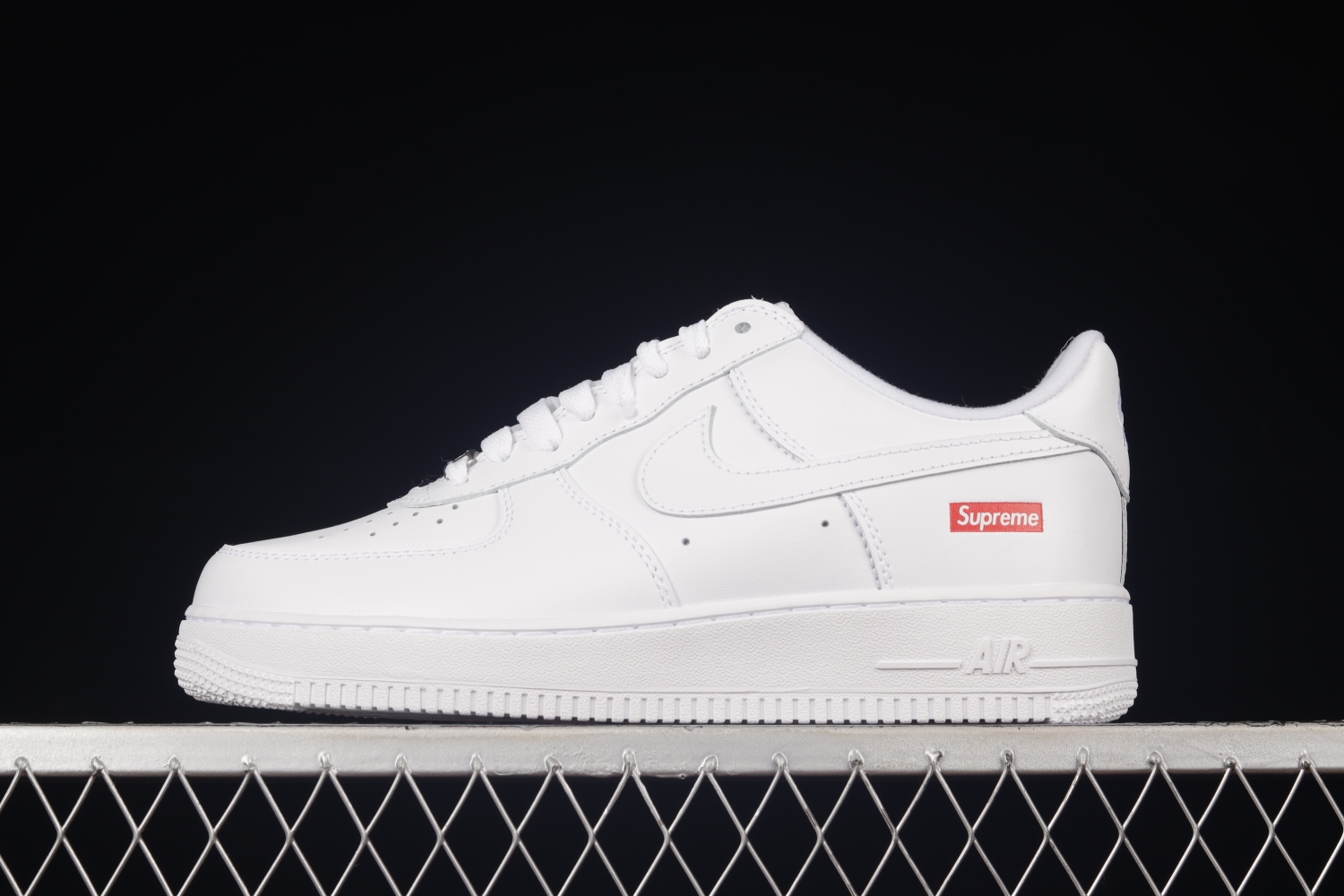 Nike Air Force 1 Low Supreme White CU9225-100