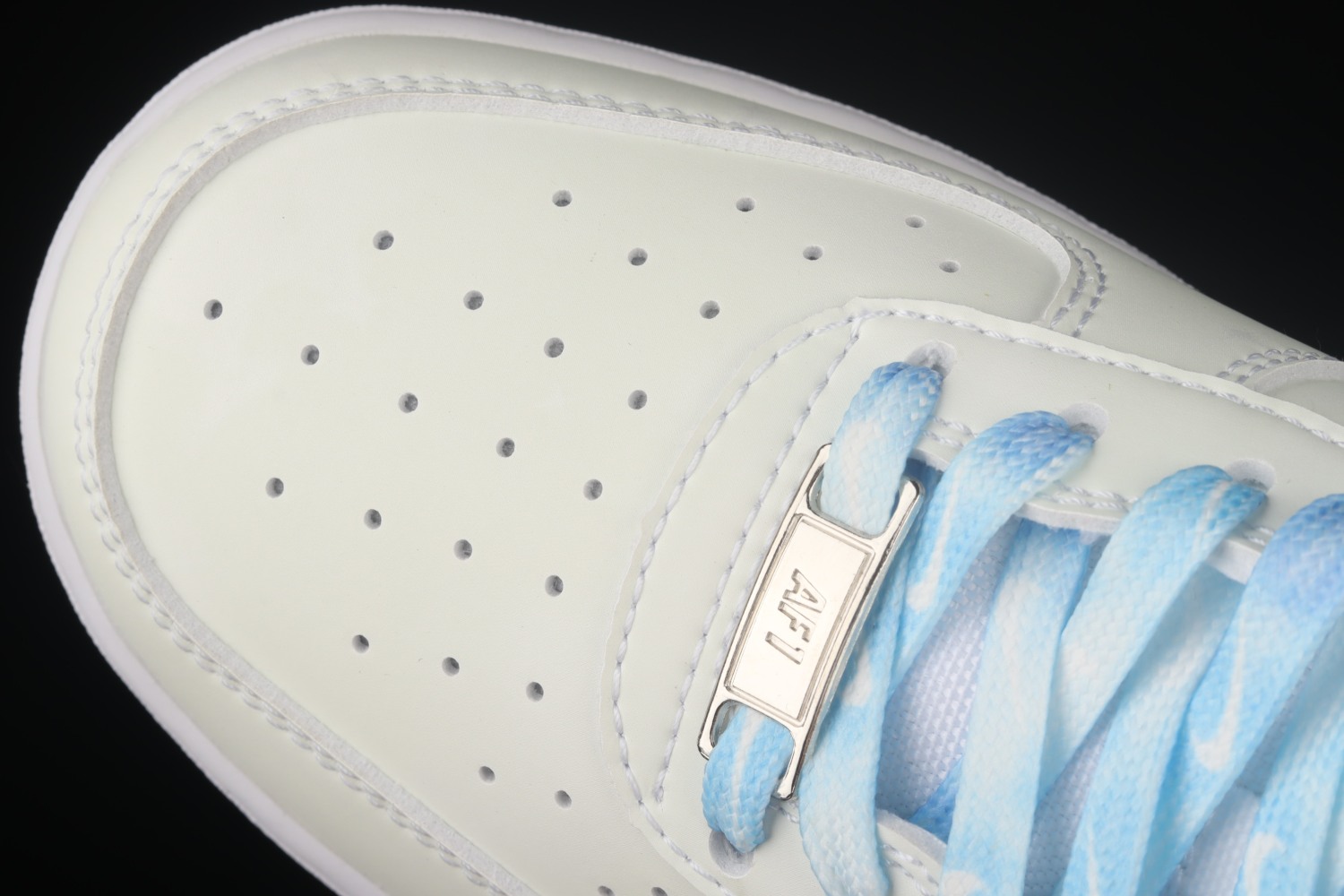 Nike Air Force 1 Low UV Reactive Swoosh (W)  DA8301-111