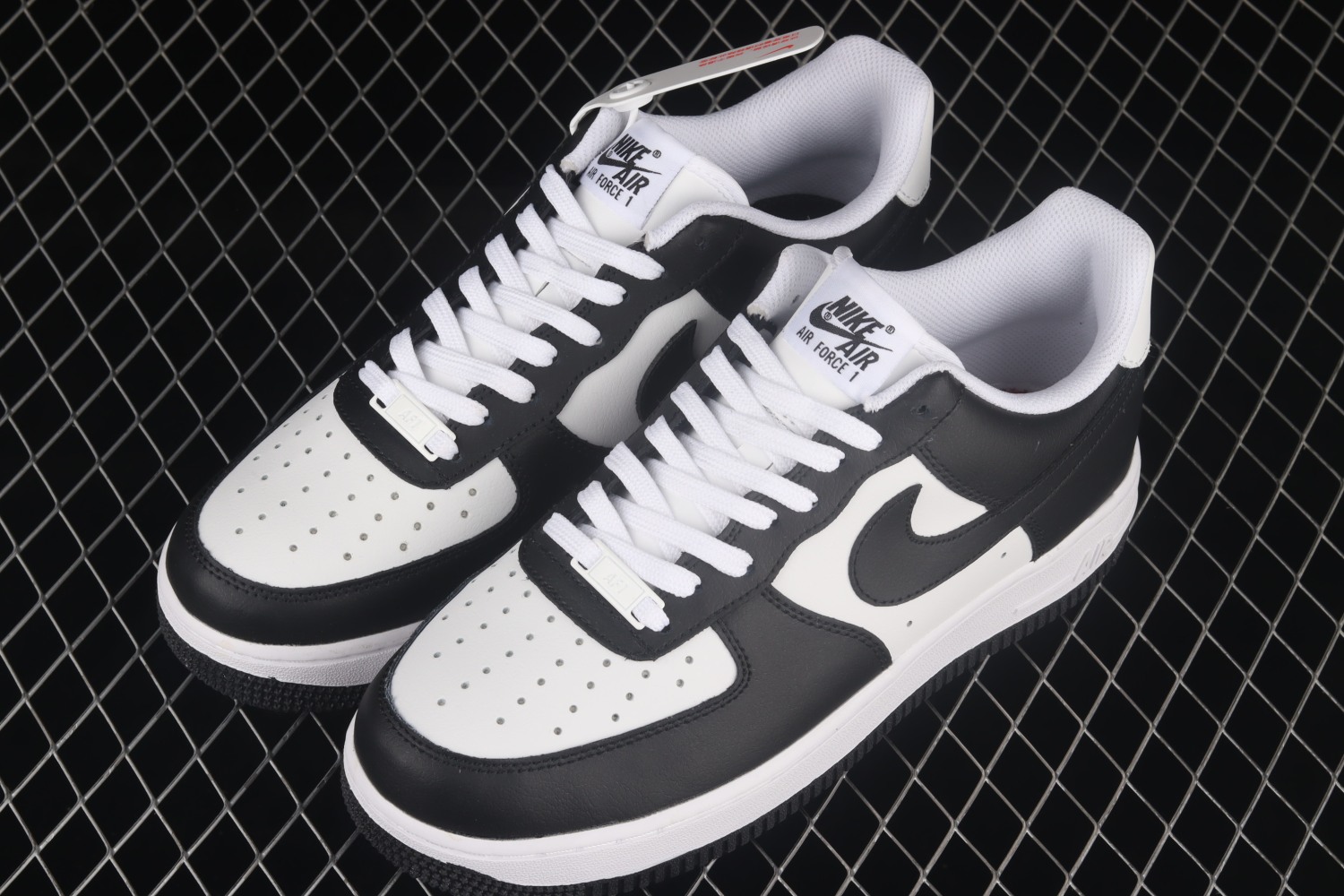 Nike Air Force 1 Low Tuxedo Black White AQ4134-100