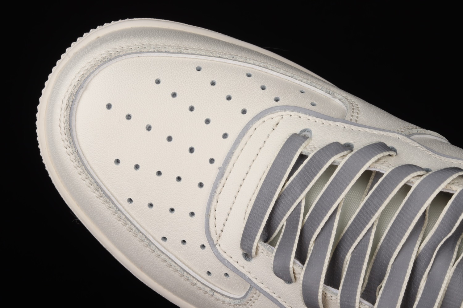 Nike Air Force 1 Low White Metallic Sliver Shoes BQ8228-366