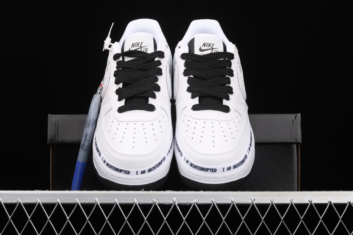 Nike Air Force 1 Low Supreme White Black 352267-801