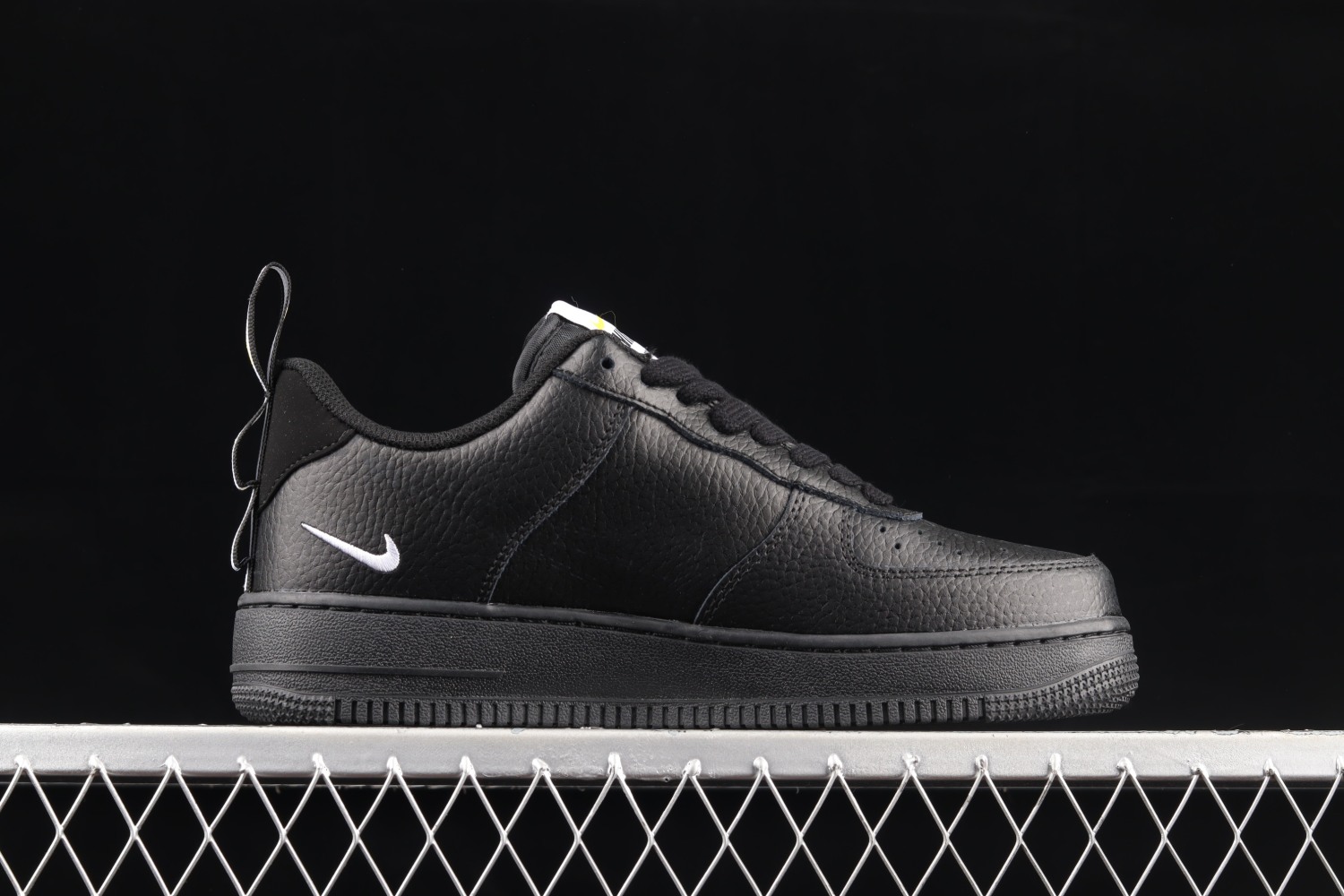Nike Air Force 1 Low Utility Black White AJ7747-001