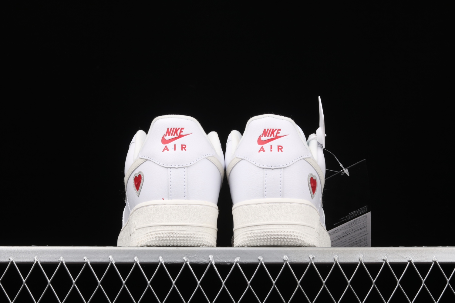 Nike Air Force 1 Low Valentines Day (2021) DD7117-100