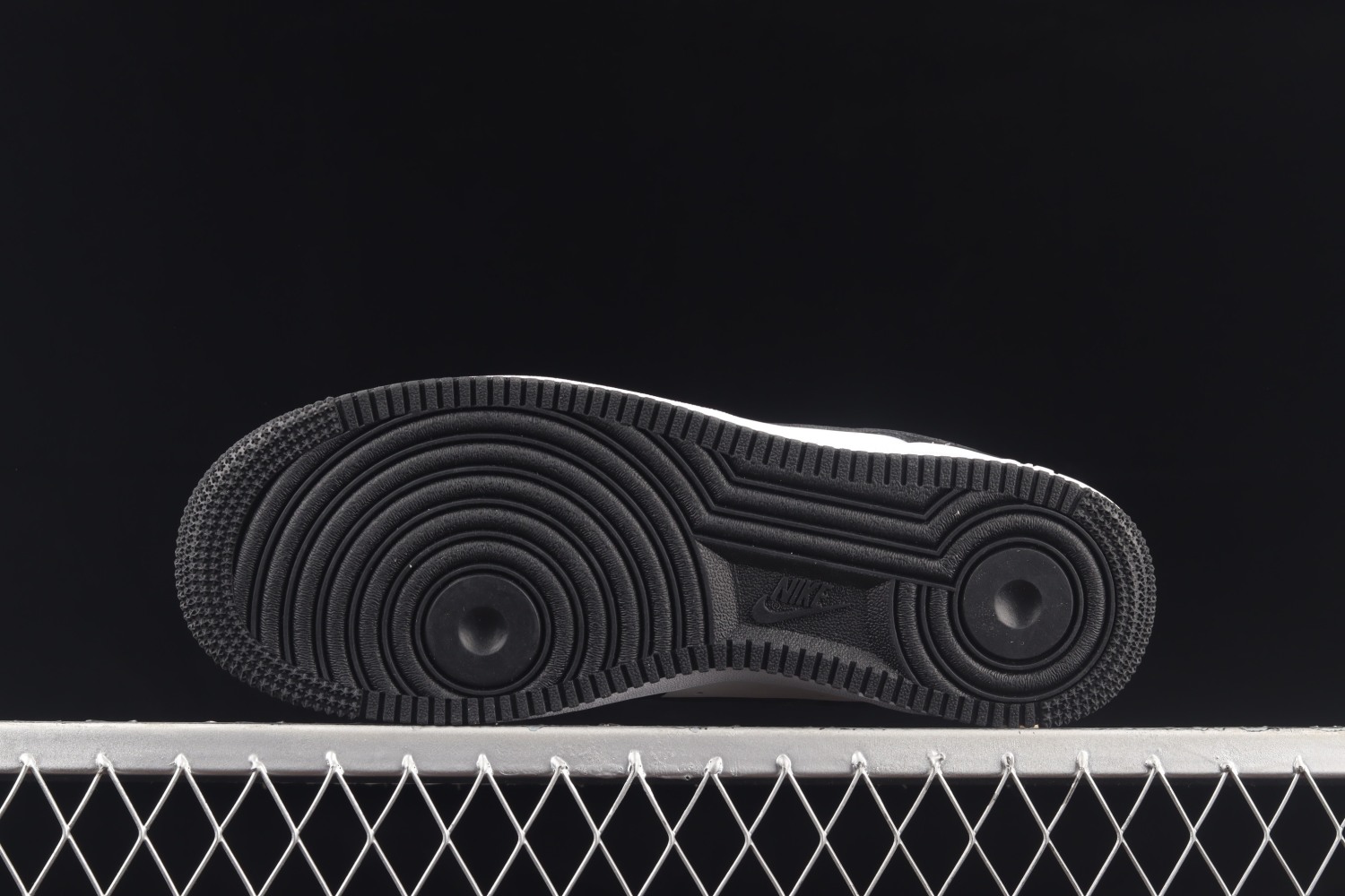 Nike Air Force 1 Low Tuxedo Black White AQ4134-100