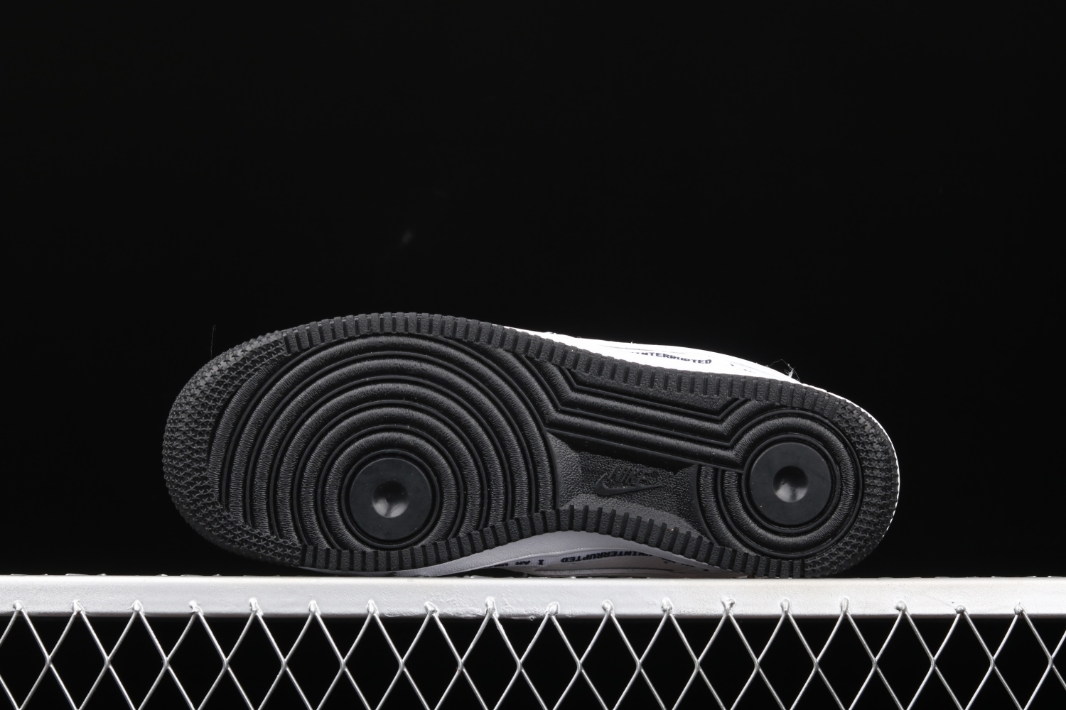 Nike Air Force 1 Low Supreme White Black 352267-801