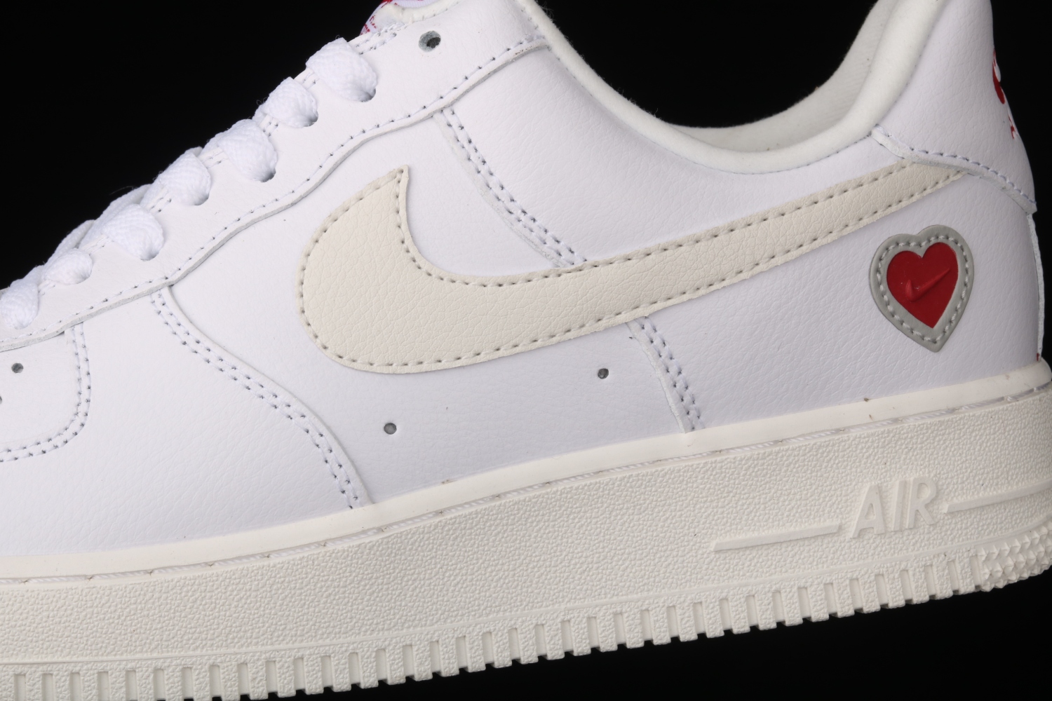 Nike Air Force 1 Low Valentines Day (2021) DD7117-100