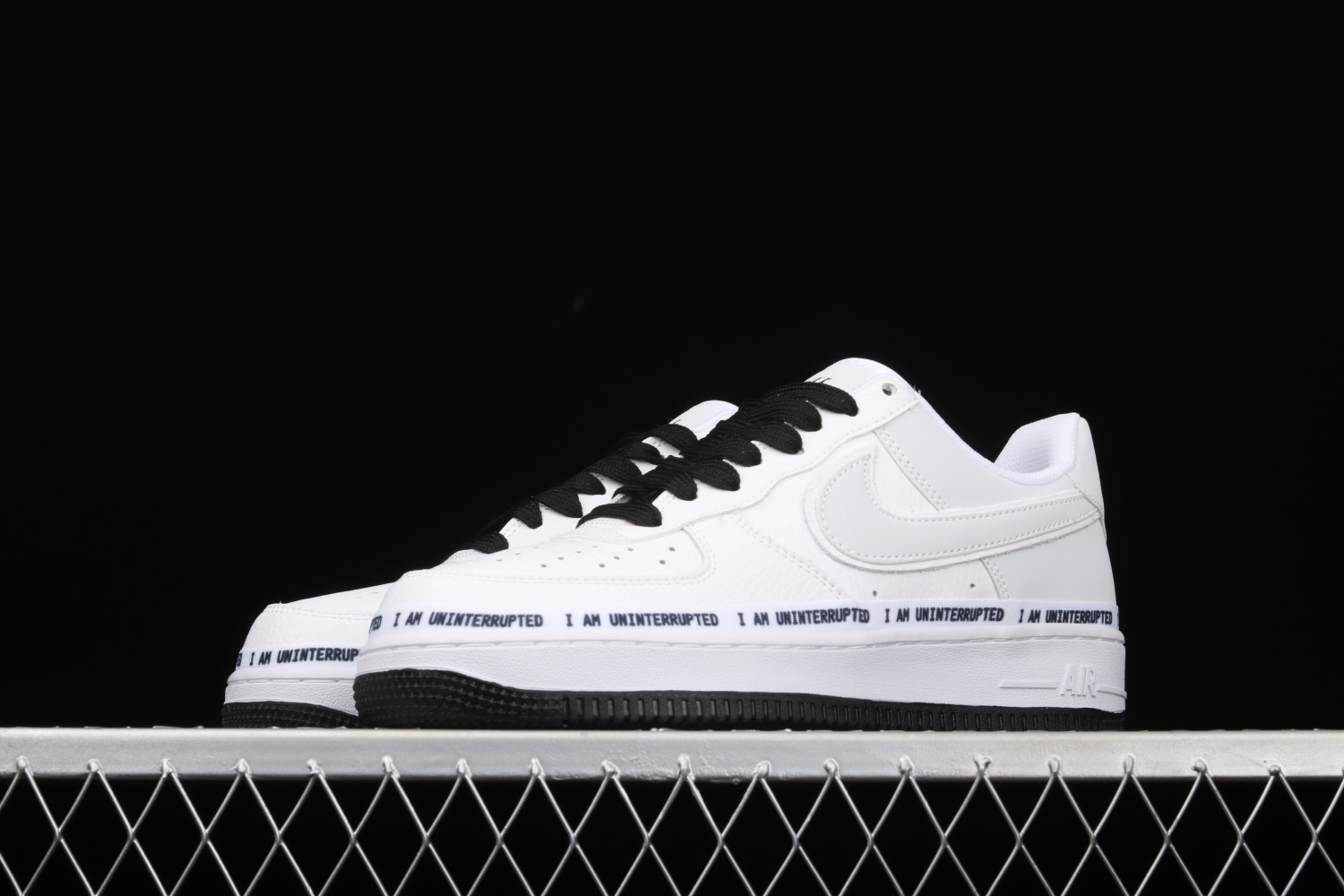 Nike Air Force 1 Low Supreme White Black 352267-801