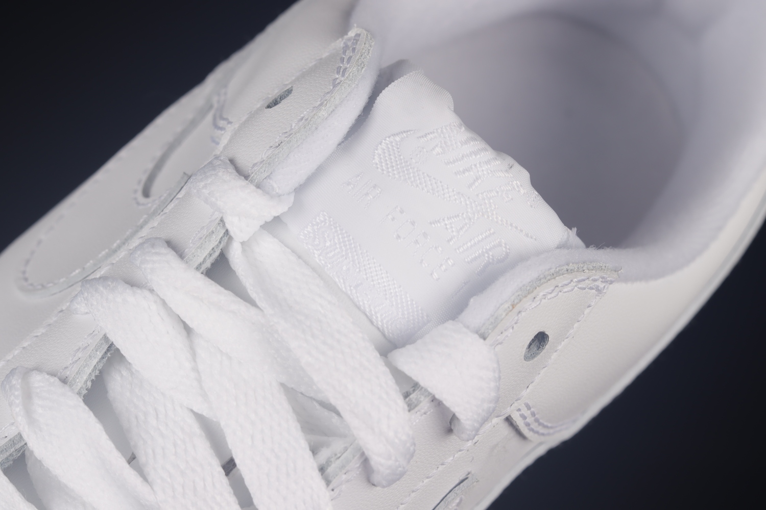 Nike Air Force 1 Low Supreme White CU9225-100
