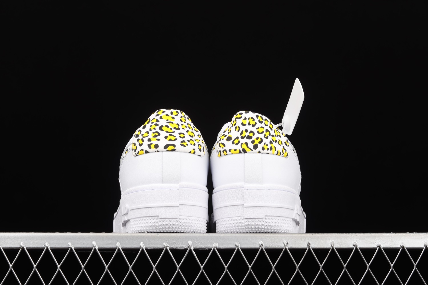 Nike Air Force 1 Low Pixel White Leopard (W) DH9632-101