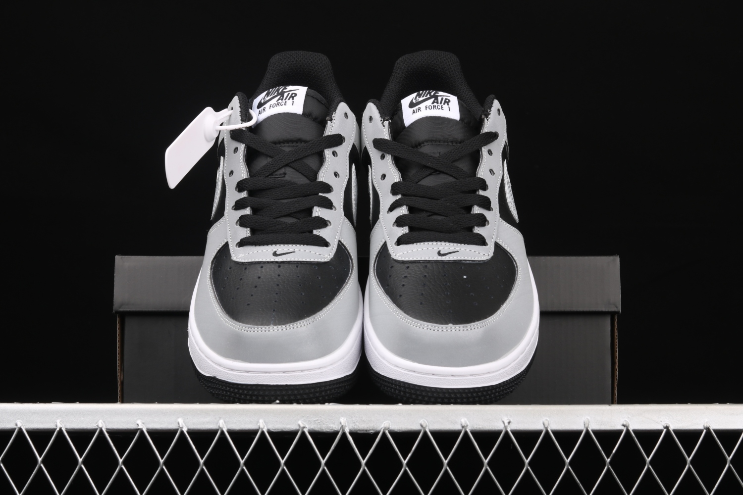 Nike Air Force 1 Low Silver Snake (2021) DJ6033-001