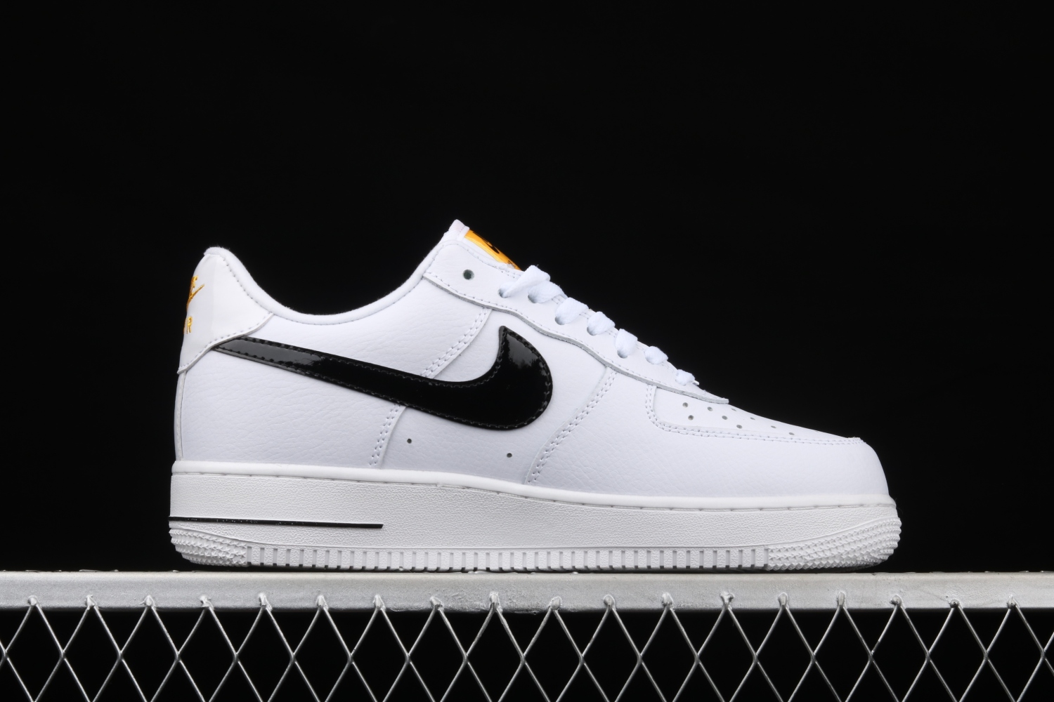 Nike Air Force 1 Low SE White (W) CI3446-100