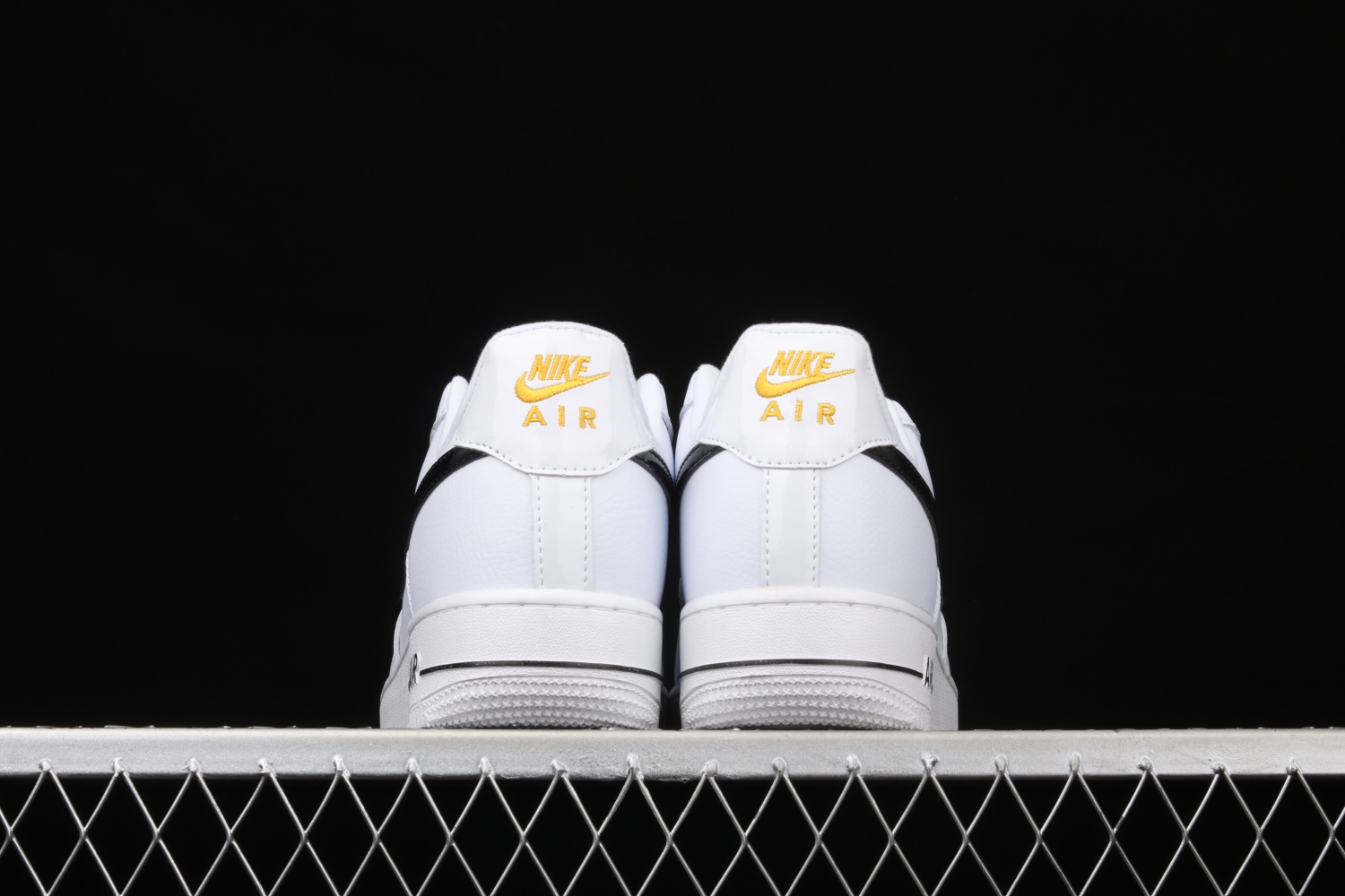 Nike Air Force 1 Low SE White (W) CI3446-100