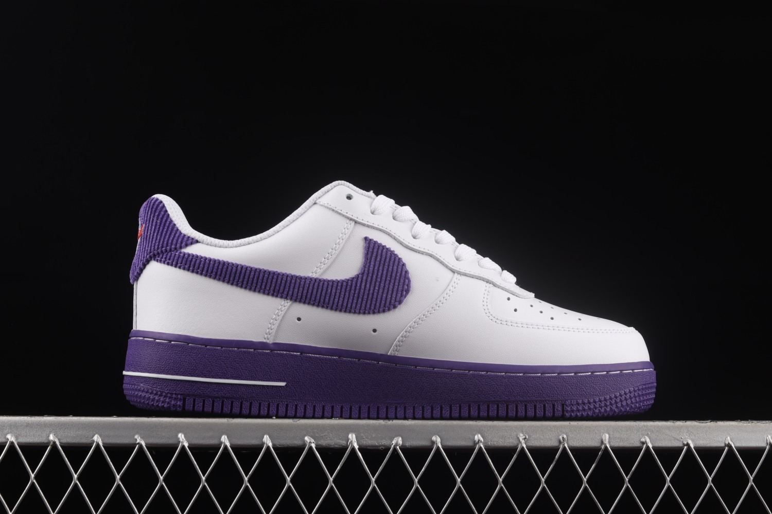 Nike Air Force 1 Low Sports Specialties DB0264-100
