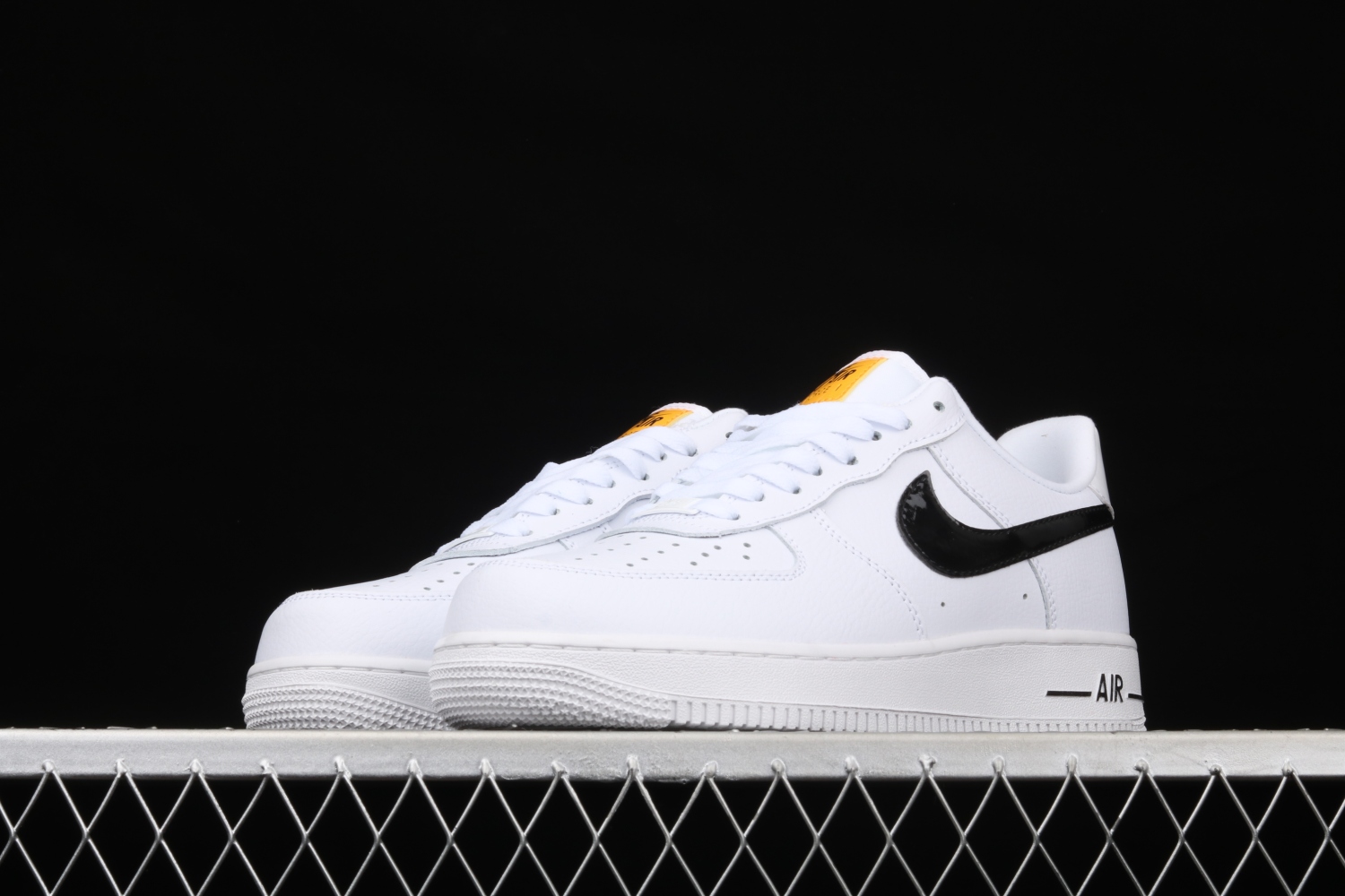 Nike Air Force 1 Low SE White (W) CI3446-100