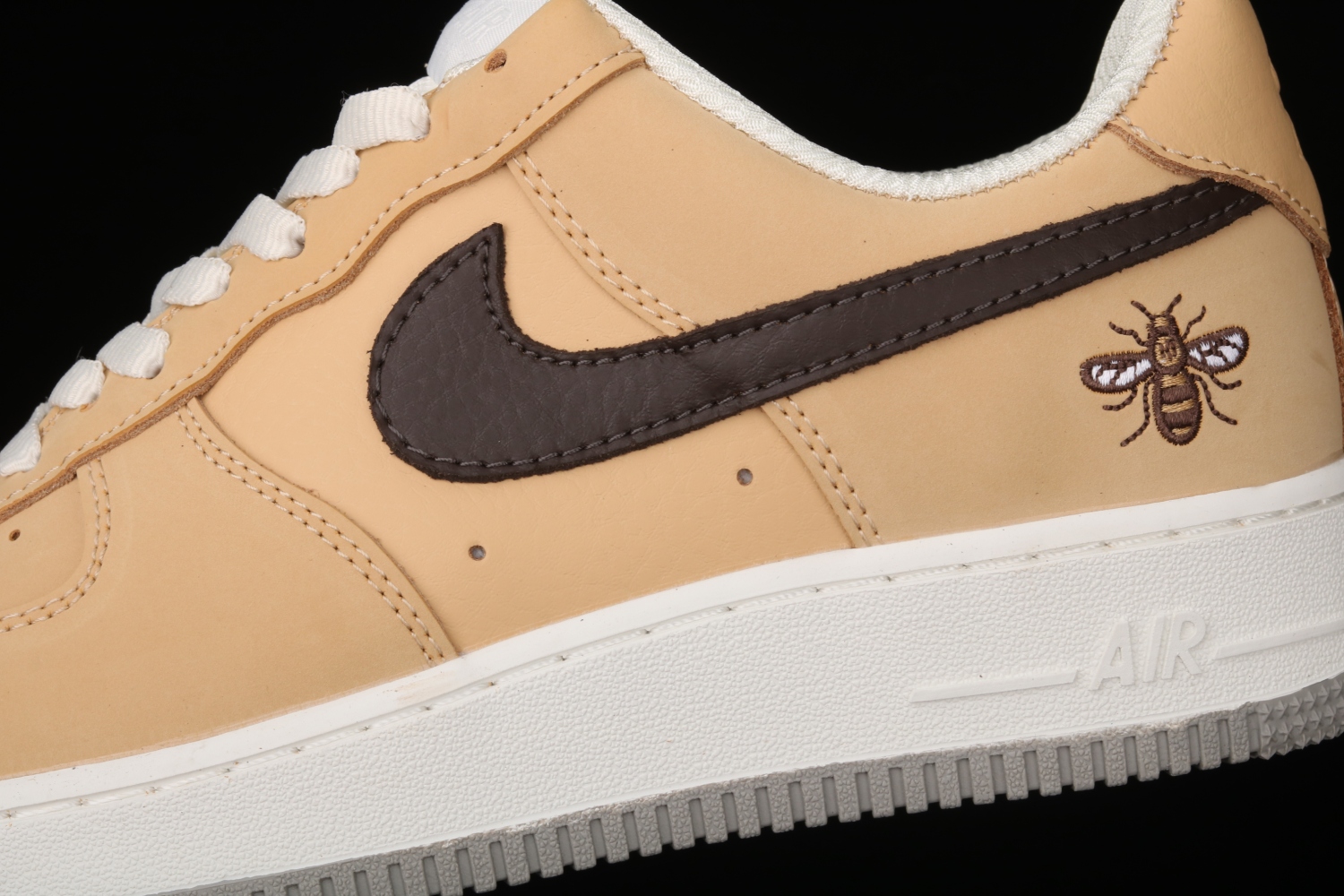 Nike Air Force 1 Low Manchester Bee DC1939-200