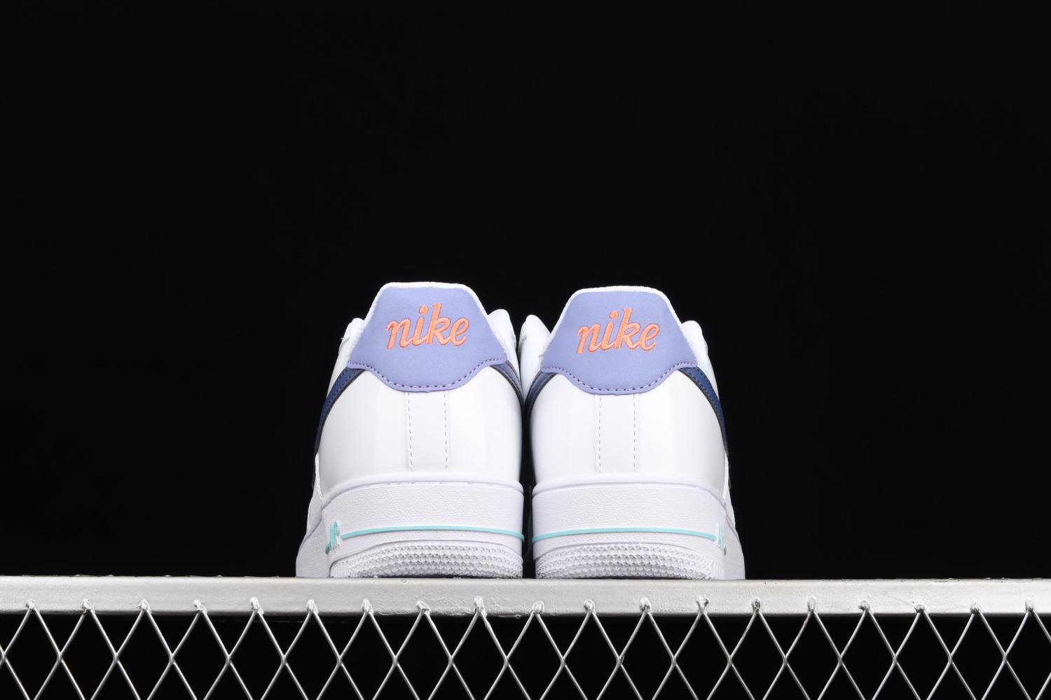 Nike Air Force 1 Low LV8 White Dark Purple (GS) DC8188-100