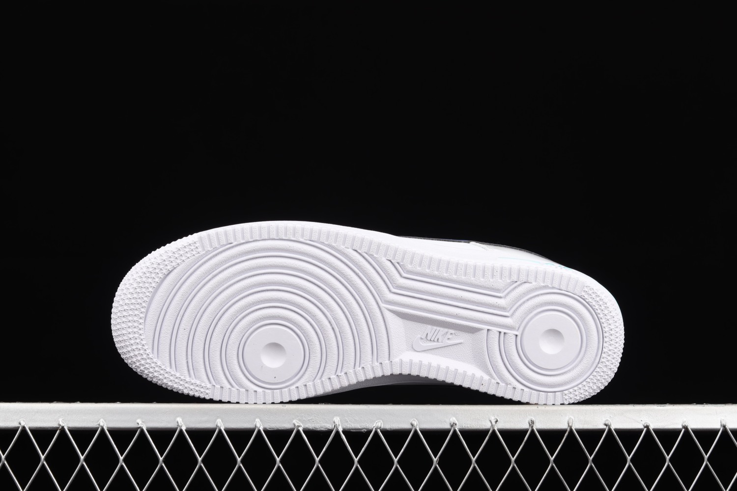 Nike Air Force 1 Low LV8 White Dark Purple (GS) DC8188-100