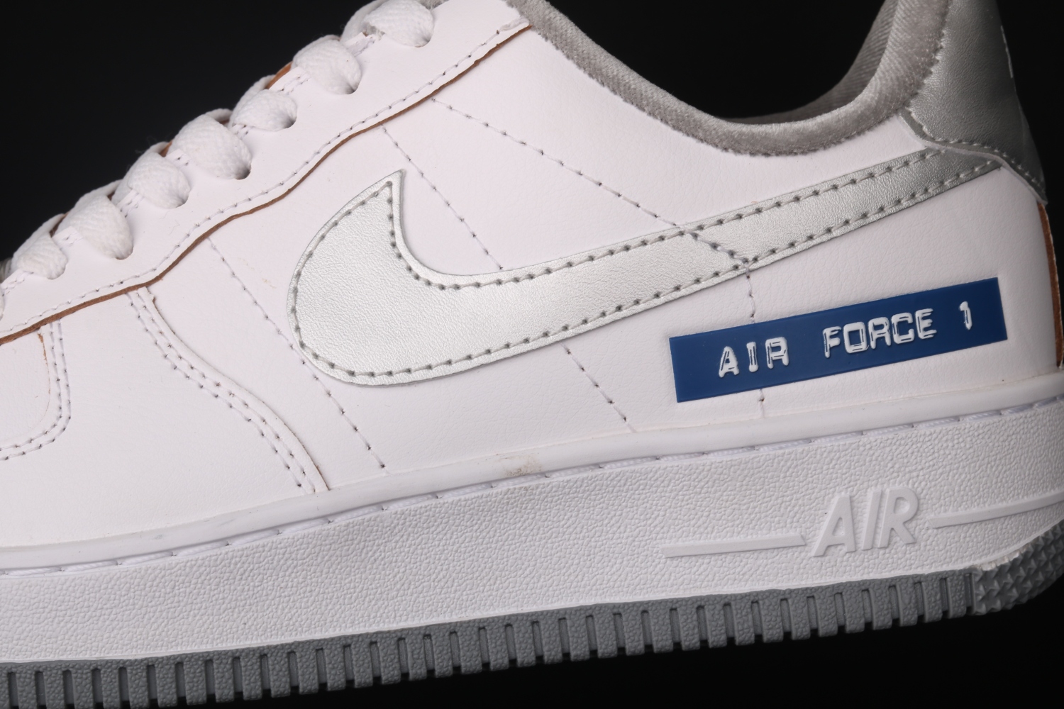 Nike Air Force 1 Low Label Maker White  DC5209-100