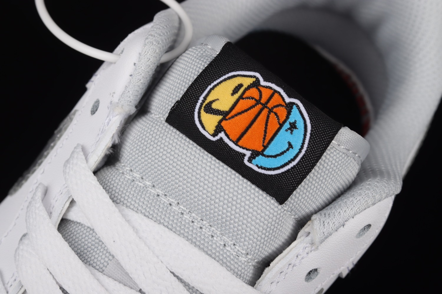 Nike Air Force 1 Low Happy Hoops (GS) DM8088-100