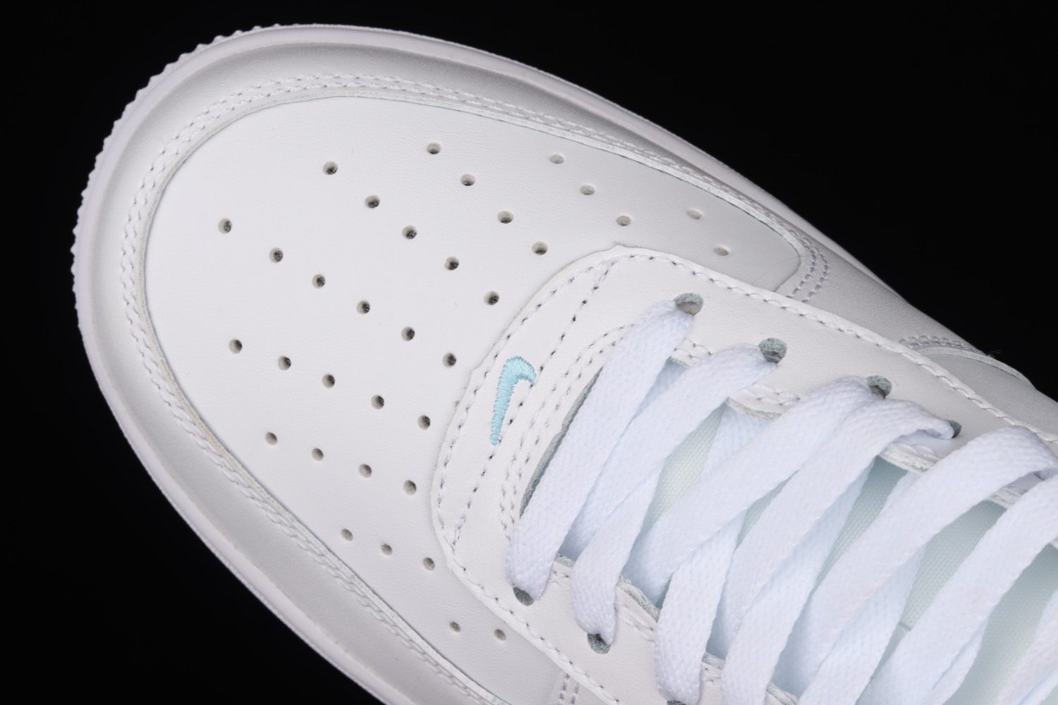 Nike Air Force 1 Low LV8 White Dark Purple (GS) DC8188-100