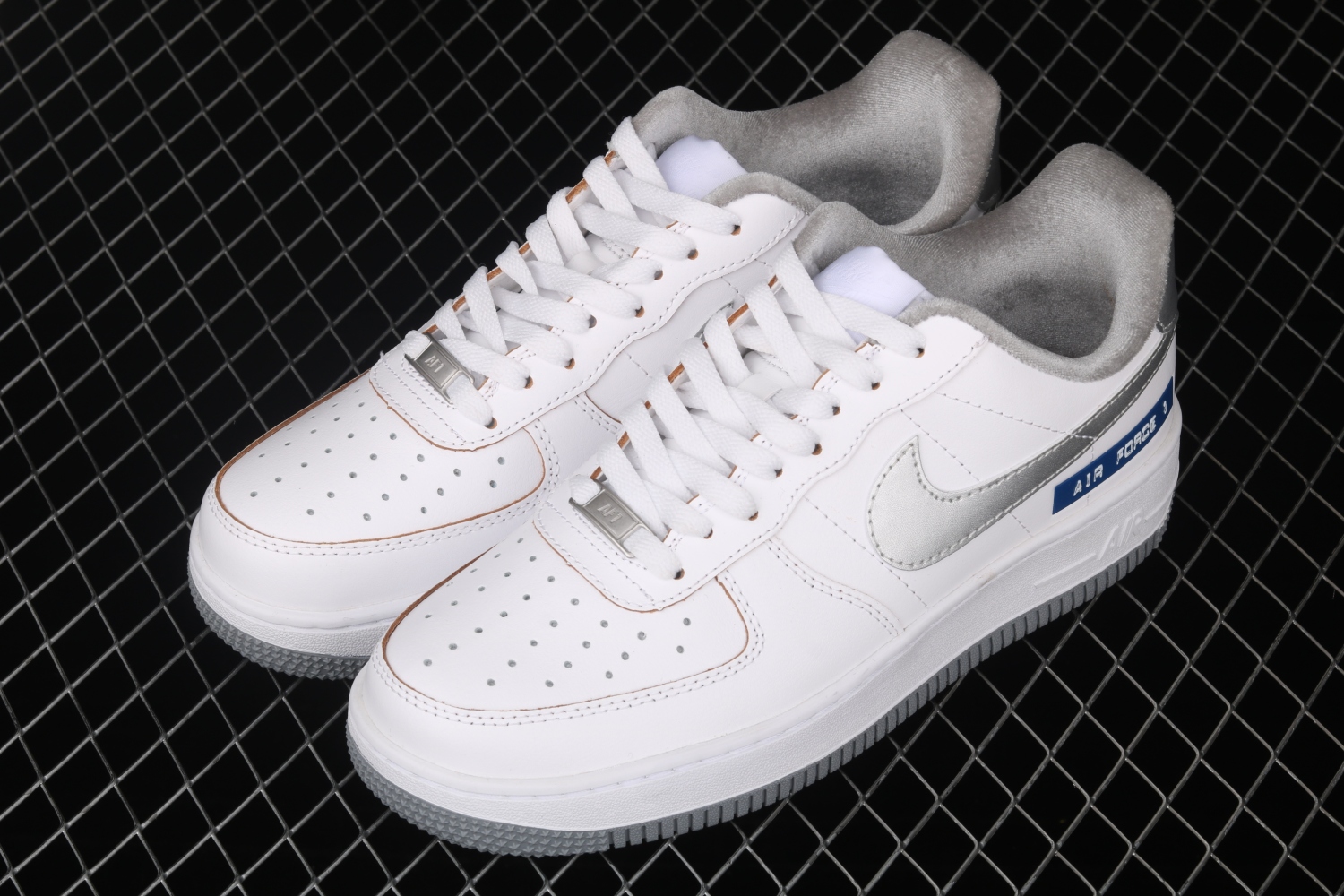 Nike Air Force 1 Low Label Maker White  DC5209-100