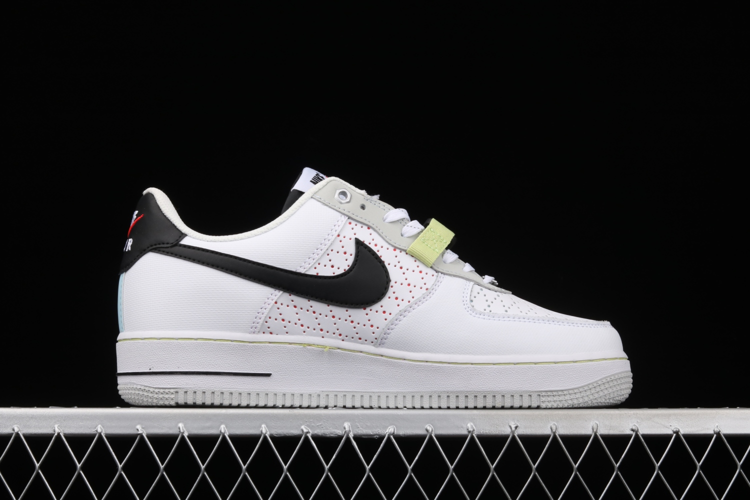 Nike Air Force 1 Low LV8 Swoosh Compass (GS)  DC2532-100