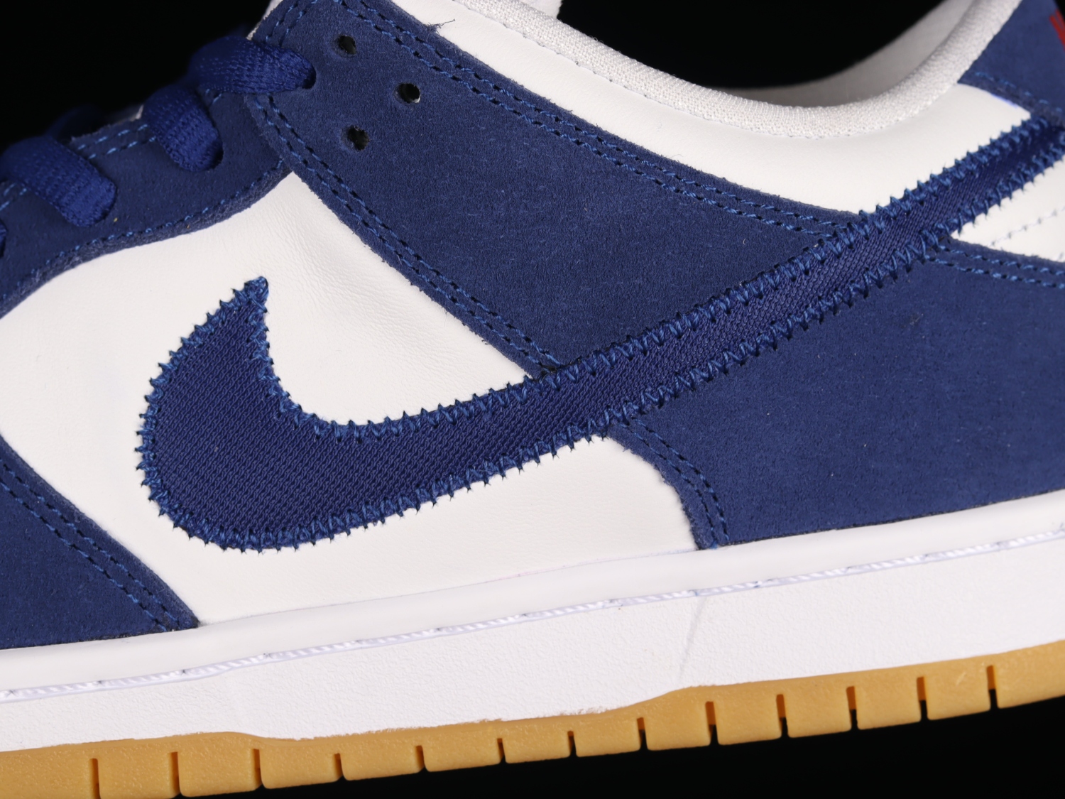 Nike SB Dunk Low Los Angeles Dodgers DO9395-400
