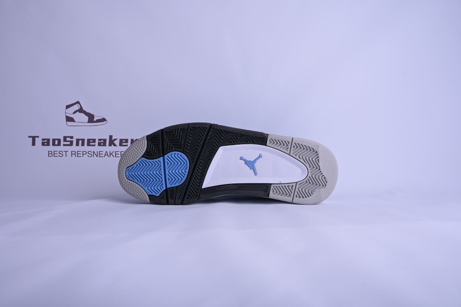 Air Jordan 4  University Blue CT8527-400