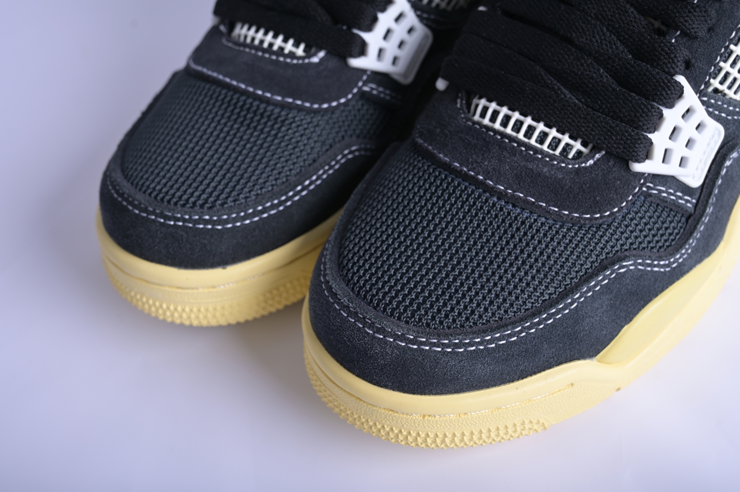 Jordan 4 Retro Union Off Noir DC9533-001