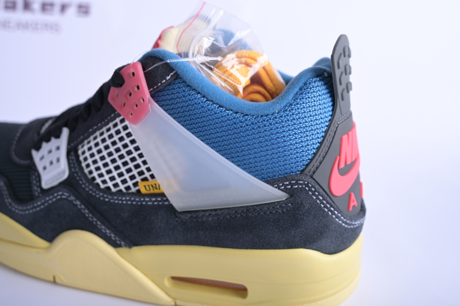 Jordan 4 Retro Union Off Noir DC9533-001