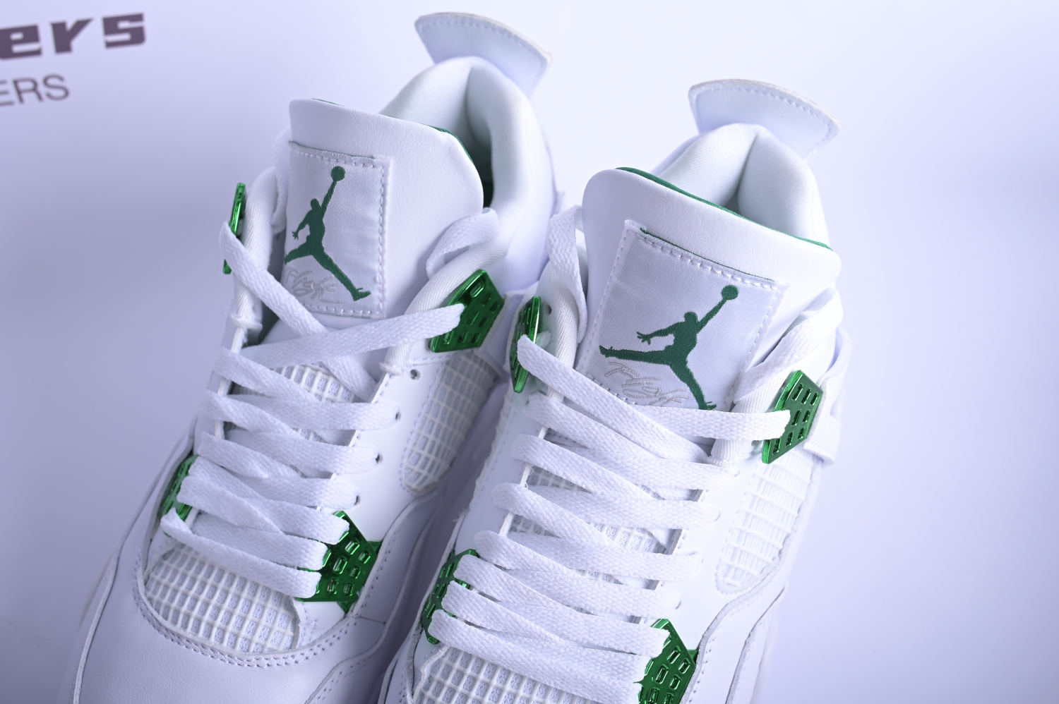 Jordan 4 Retro Metallic Green CT8527-113