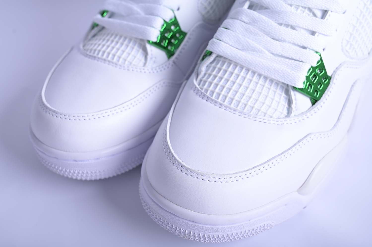Jordan 4 Retro Metallic Green CT8527-113