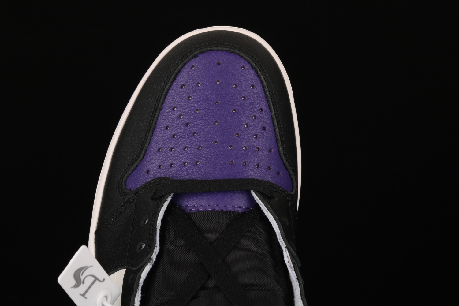 Jordan 1 Retro High Court Purple White 555088-501