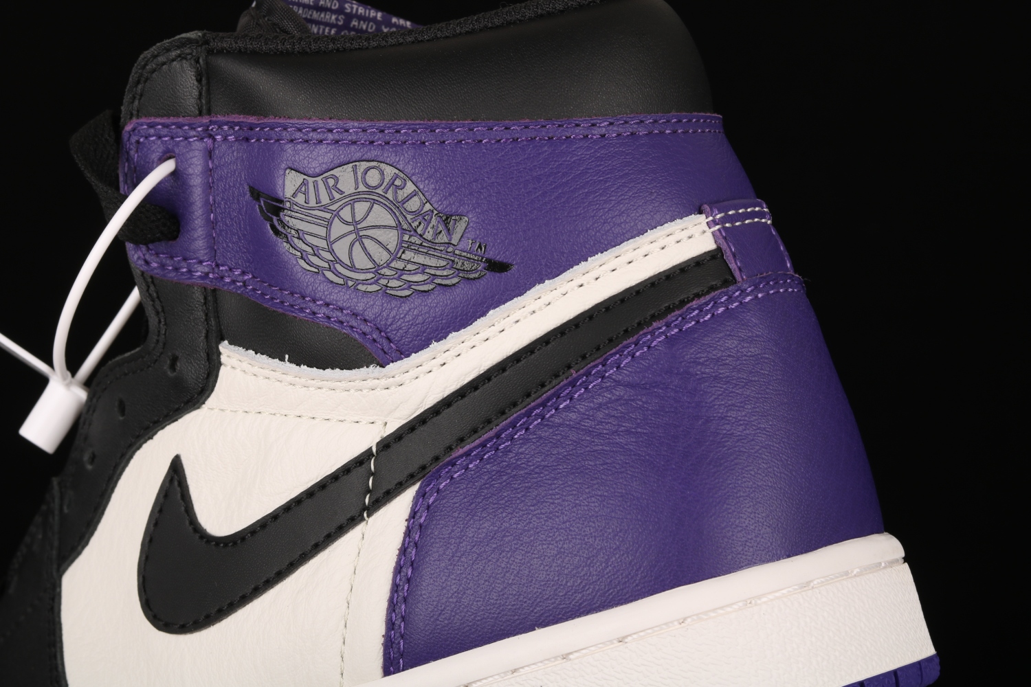 Jordan 1 Retro High Court Purple White 555088-501