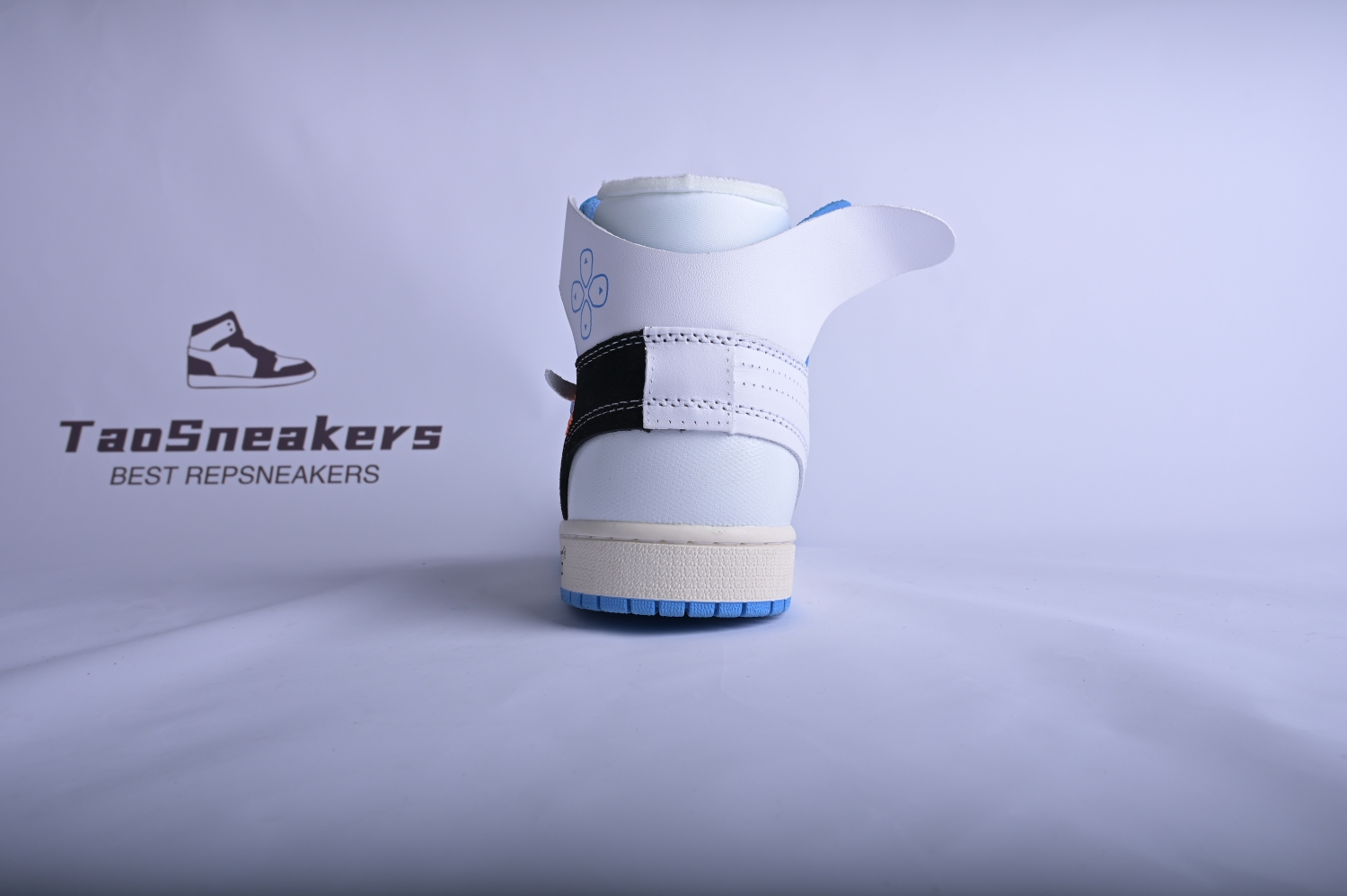 Air Jordan 1 x OFF-WHITE NRG x PLAYSTATION 5 AQ0818-168