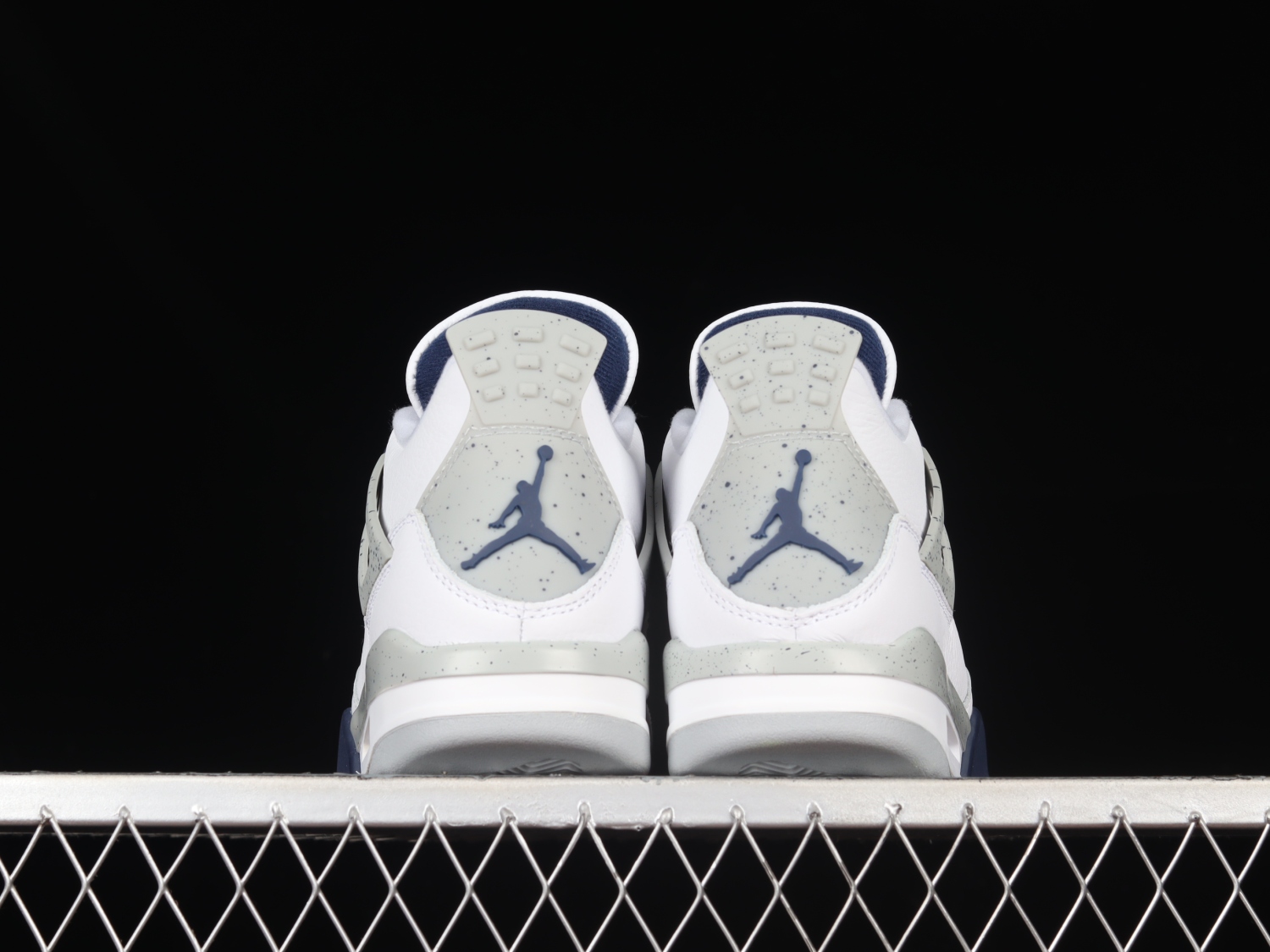 Jordan 4 Retro White Midnight Navy DH6927-140