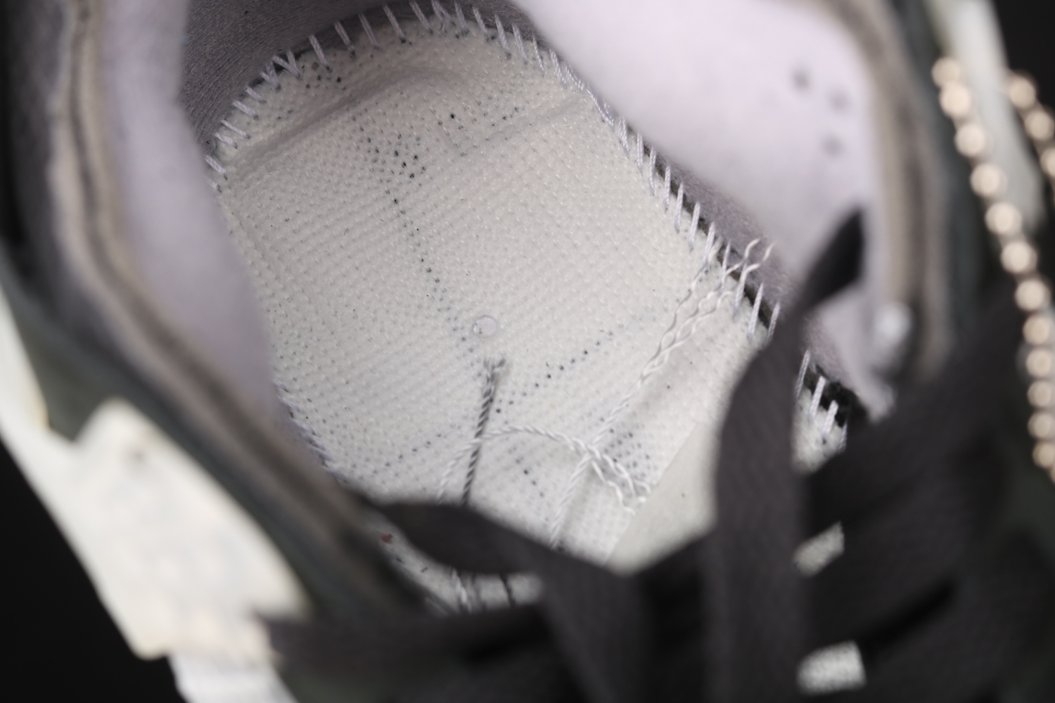 OFF White x Air Jordan 4 Bred CV9388-001（Original Batch）